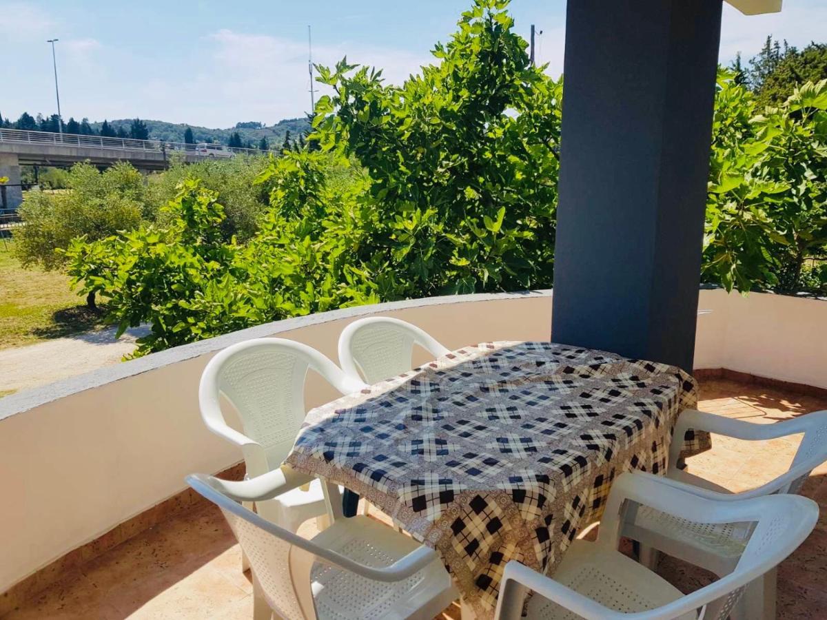 Apartments Flamingo Ulcinj Exterior photo